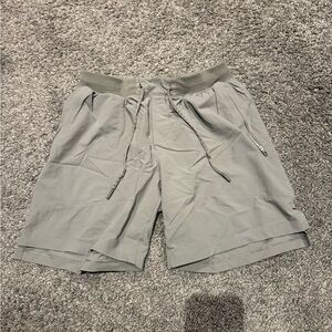 Men's Lululemon Gray/Tan Shorts